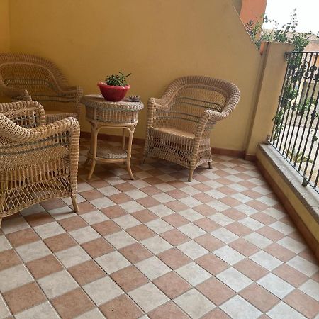 Appartamento Fausto Noce Con Garage Olbia Exteriör bild