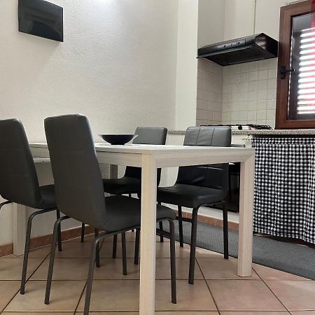 Appartamento Fausto Noce Con Garage Olbia Exteriör bild